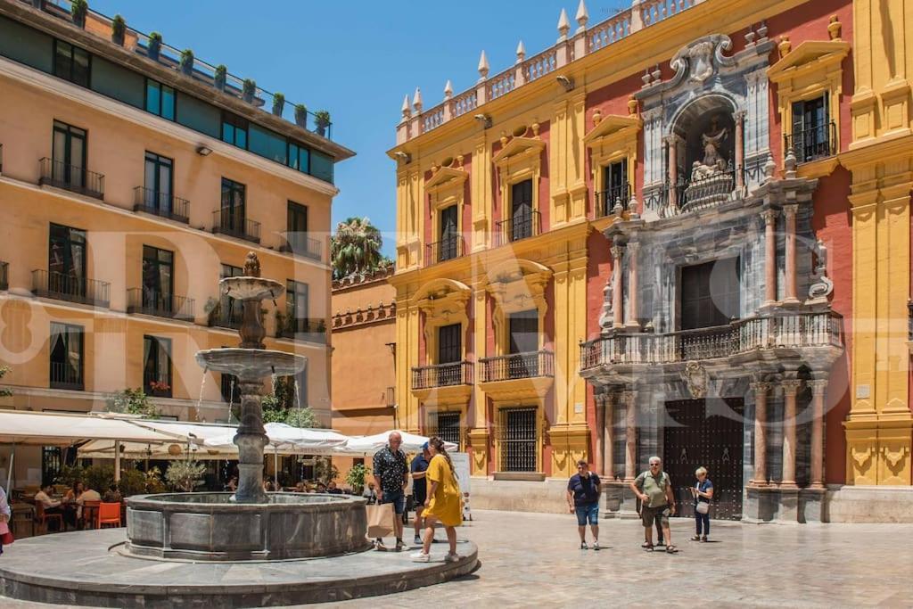 Apartment With Cathedral View & Terrace By Rems Malaga Exterior photo